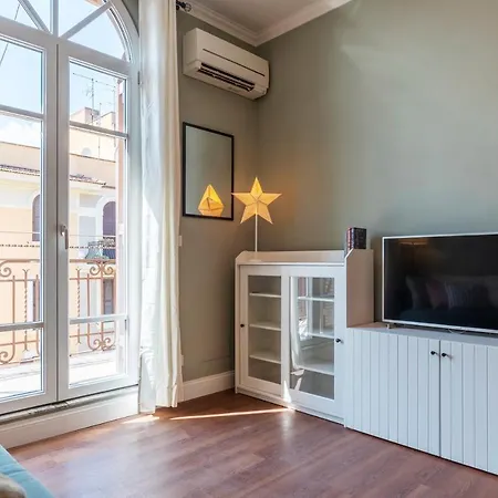 Piazza Nievo A Trastevere! Apt Con Balcone Rome Exterior photo